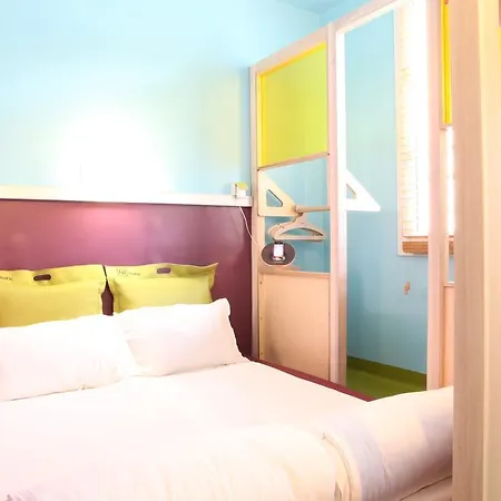 Hotel Exquis 3*
